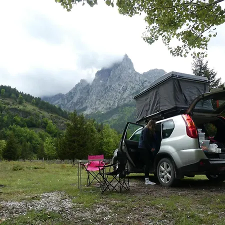 4x4 Rooftent Camper Offroad Οργανωμένο κάμπινγκ Τίρανα